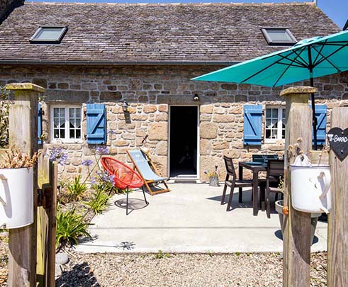 Terrasse devant le gîte