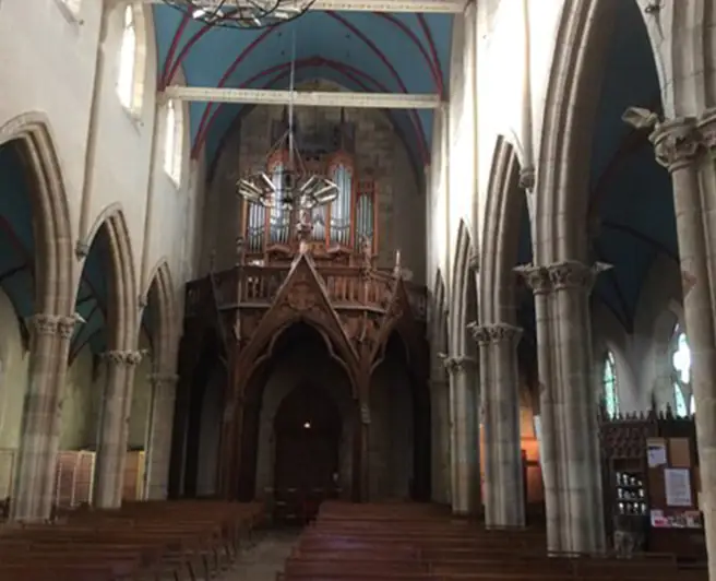 Intérieur de l'église de Plouescat